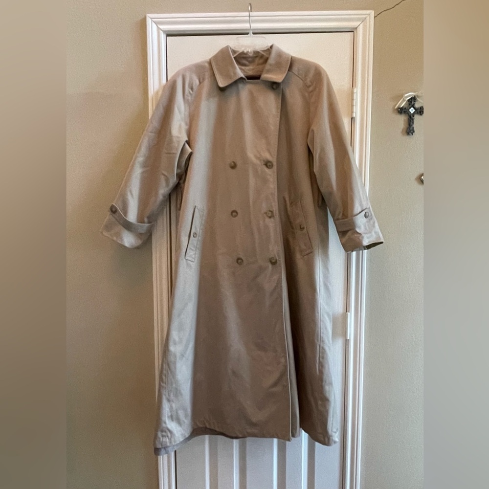 Vintage - London Towne - Trench Coat - Jacket - Removable Lining - Size: 12 Reg